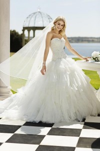 مدل لباس عروس زیبا و شیک