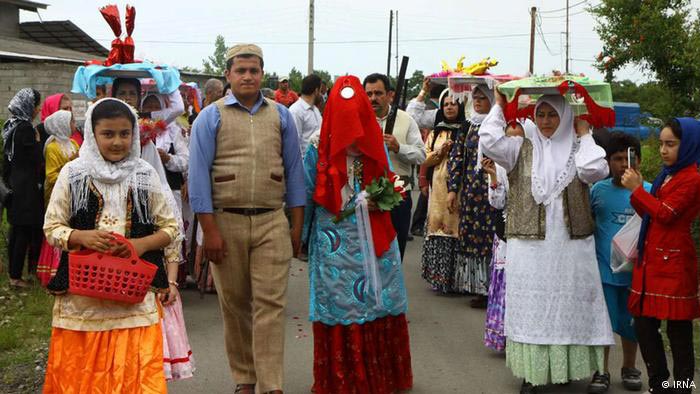 برگزاری مراسم عروسی های سنتی در گوشه و کنار کشور