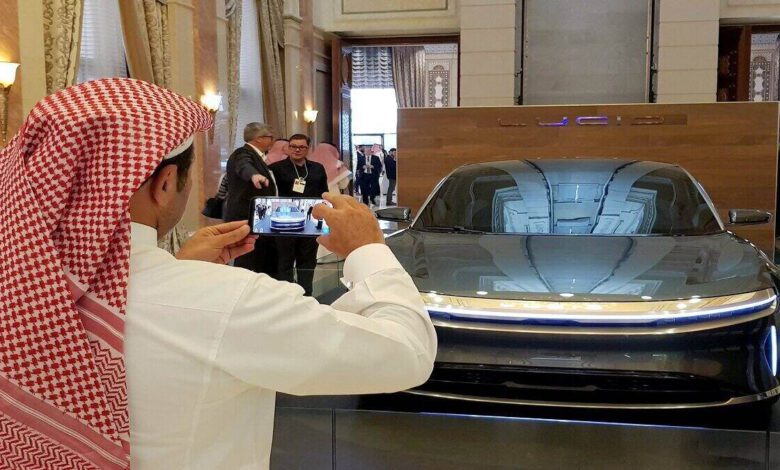 نخستین خودرو برقی عربستان راهی خیابان‌های ریاض شد [+ویدیو]