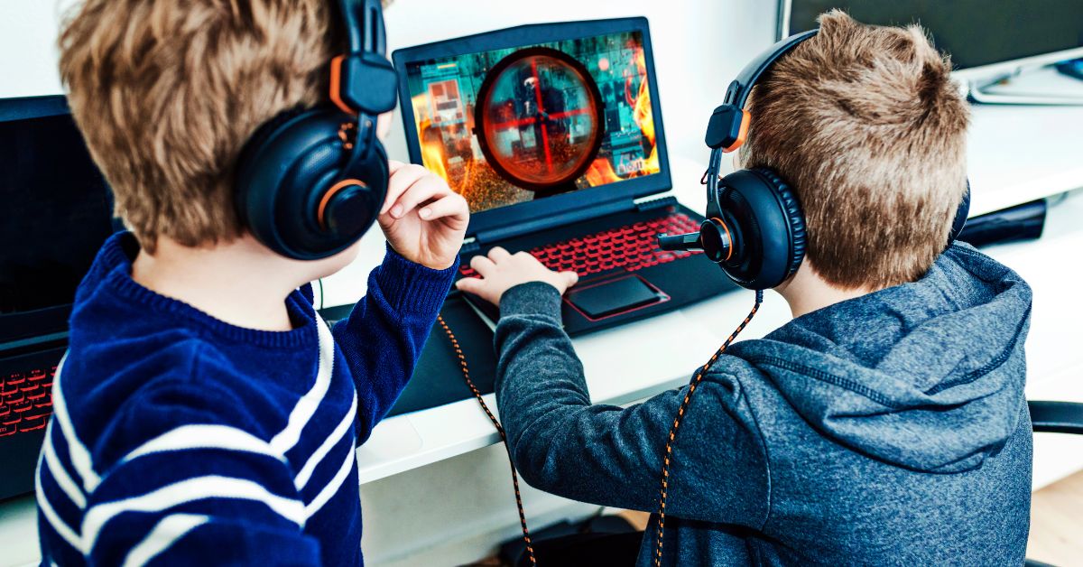 10 بازی رایگان استیم + نمرات متاکریتیک 🟪 | Steam 10 بازی رایگان استیم + نمرات متاکریتیک