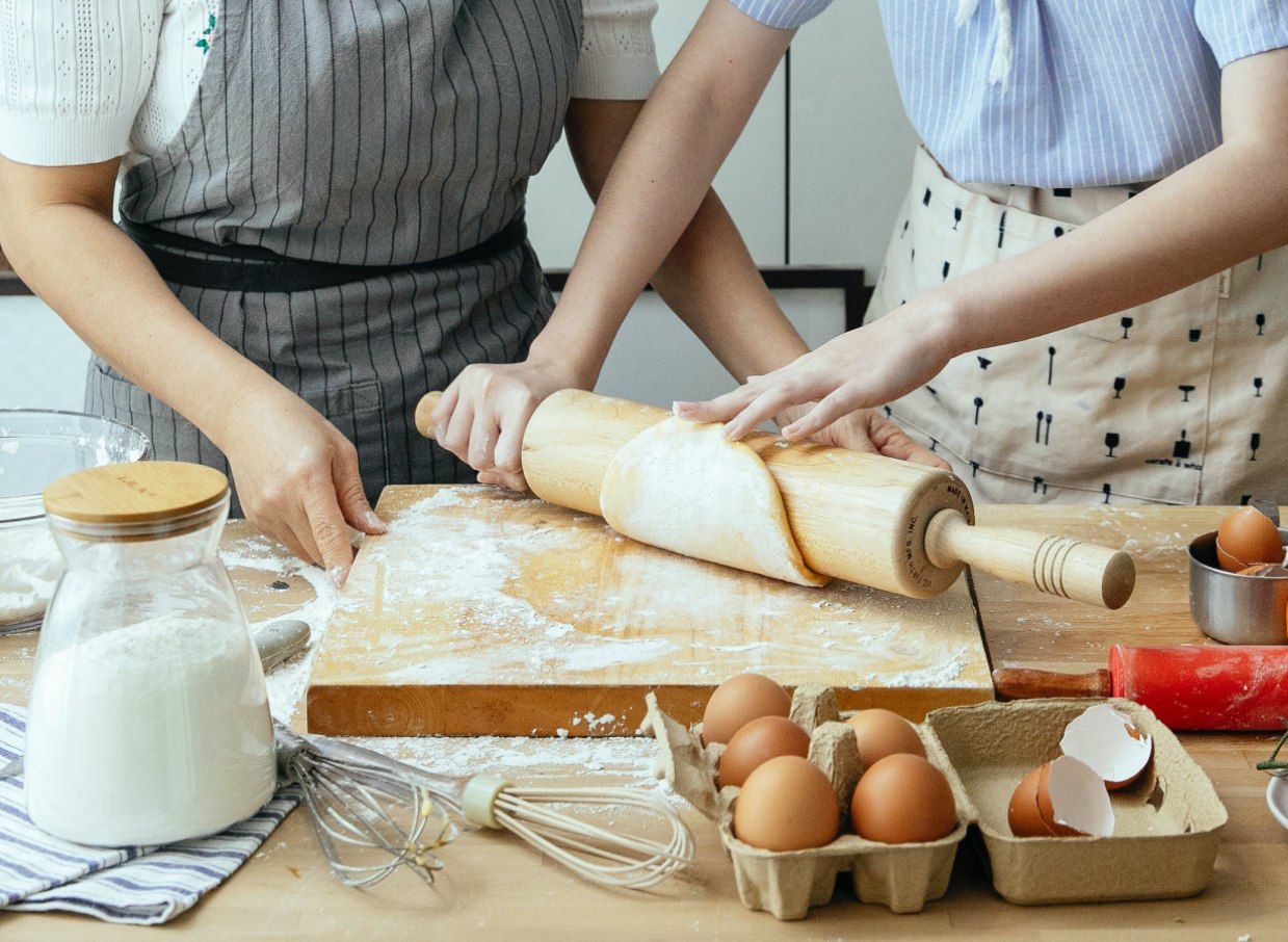 می‌دونید "شیرینی‌ پزی" به انگلیسی چی میشه؟!