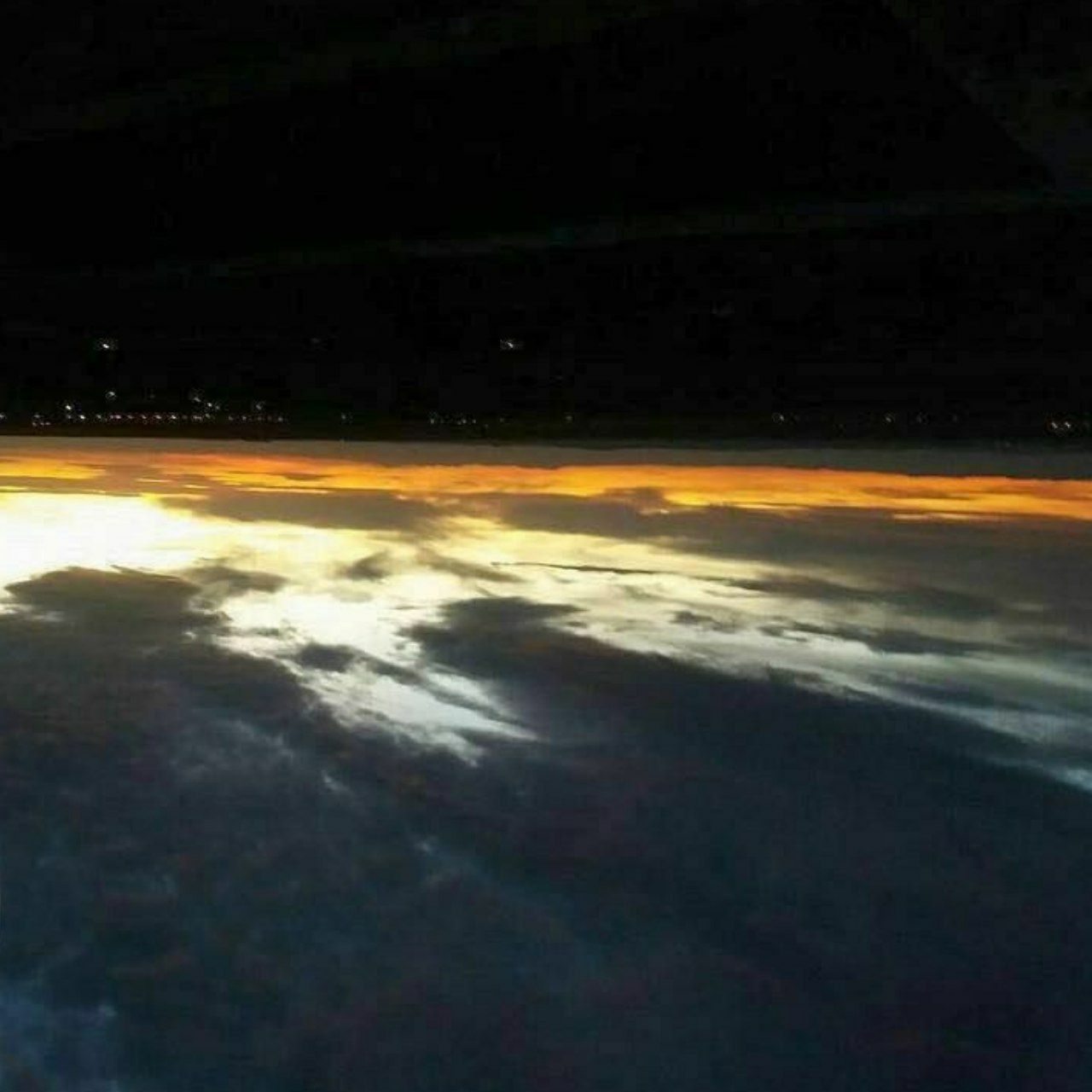 این تصویر زمین از فضا نیست؛