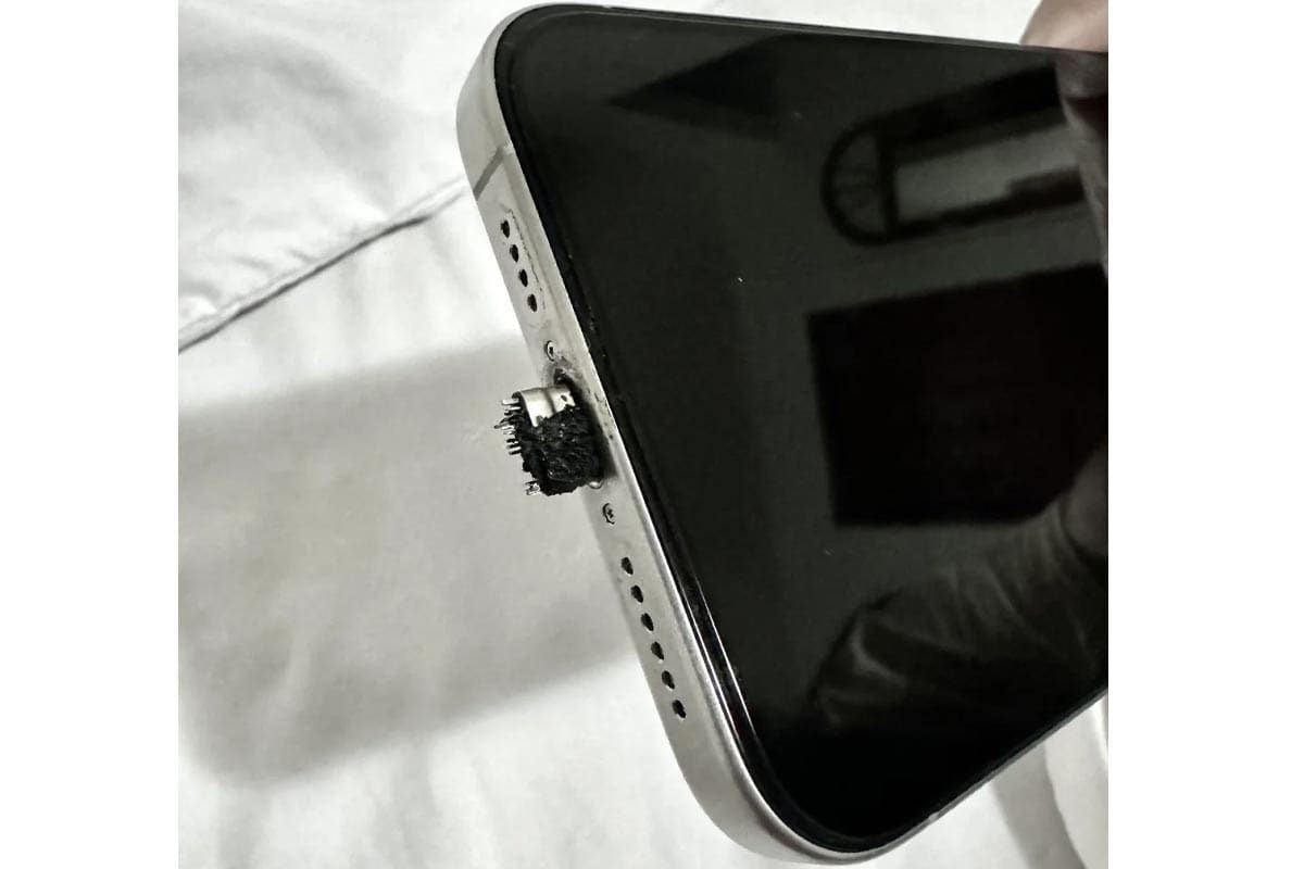 گرمای آیفون ۱۵ پرو مکس کابل شارژ را ذوب کرد!