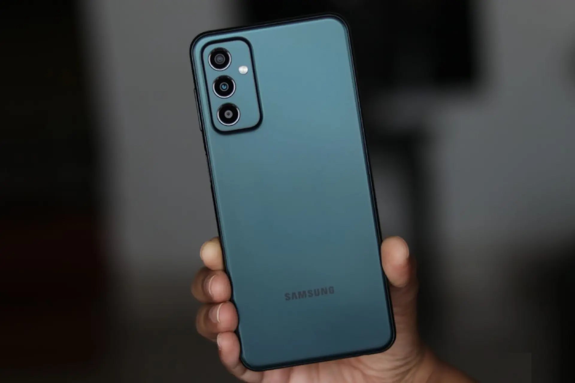 گلکسی F23 سامسونگ اندروید ۱۴ را دریافت کرد