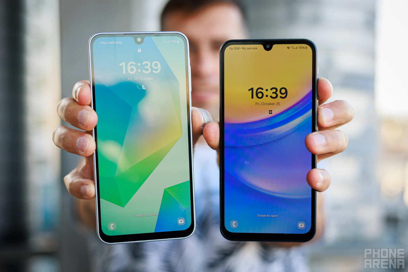 مقایسه نمایشگر