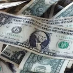 قیمت دلار امروز بازار را تکان داد (۴ آذر ۱۴۰۴)