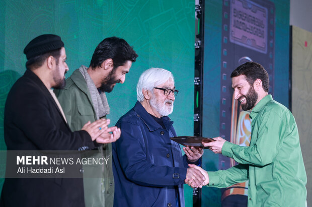 شانزدهمین جشنواره عمار در ایستگاه پایانی؛ بهروز افخمی تجلیل شد